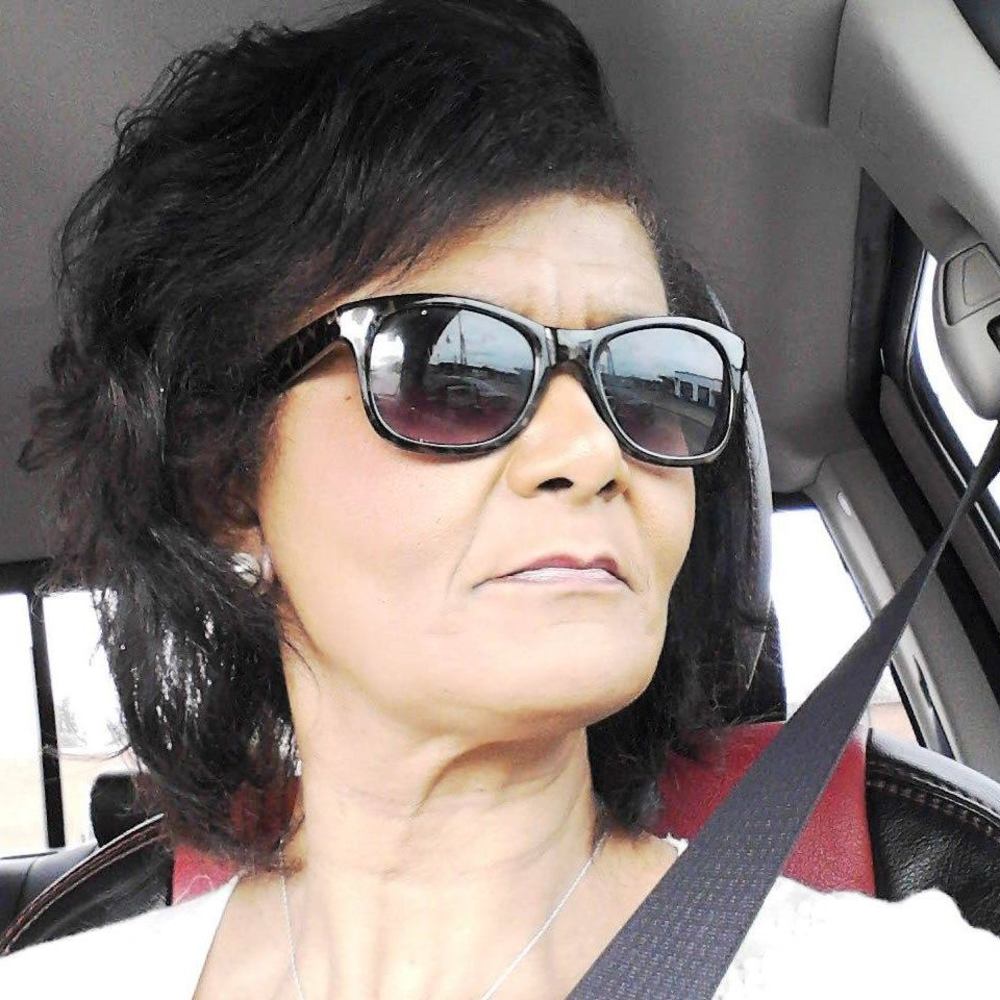 Meet your Posher, Rhonda